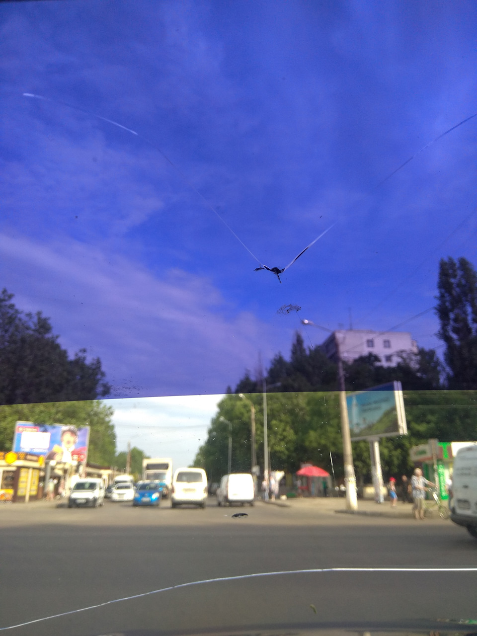 Підкажіть нормальне лобове скло 1
