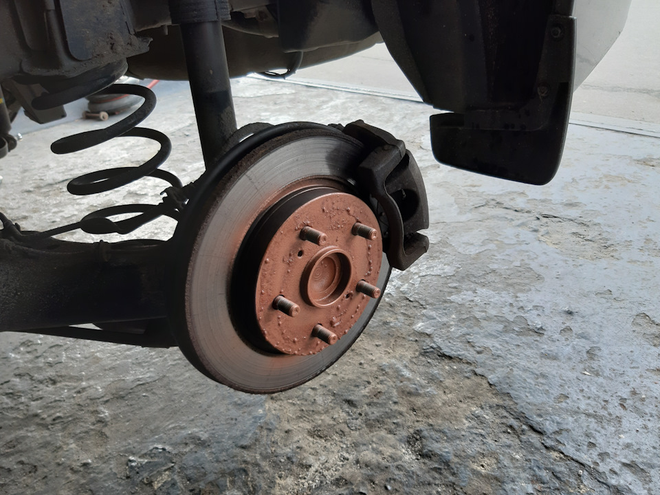 Нова літня гума Goodyear EfficientGrip Performance 5