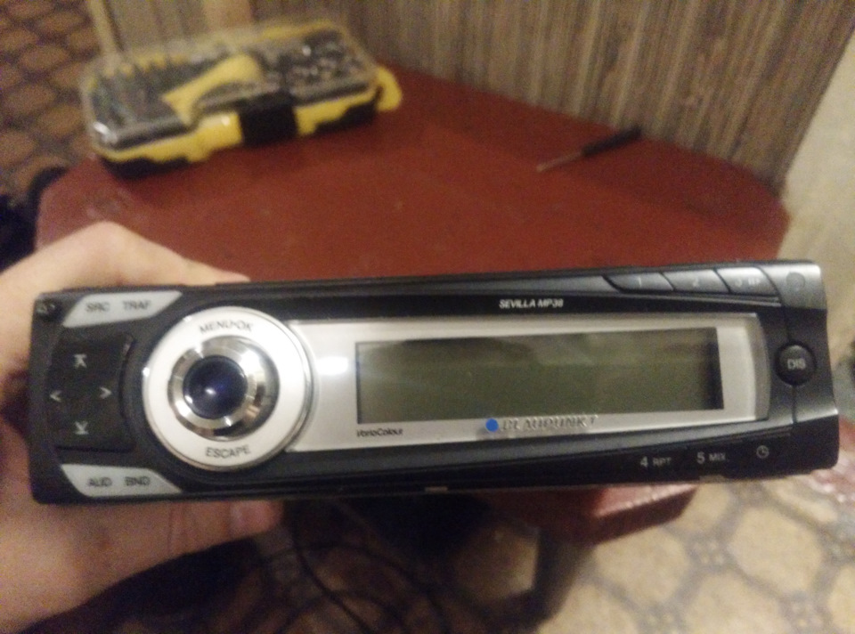 Магнітола Blaupunkt і bluetooth своїми руками. 1