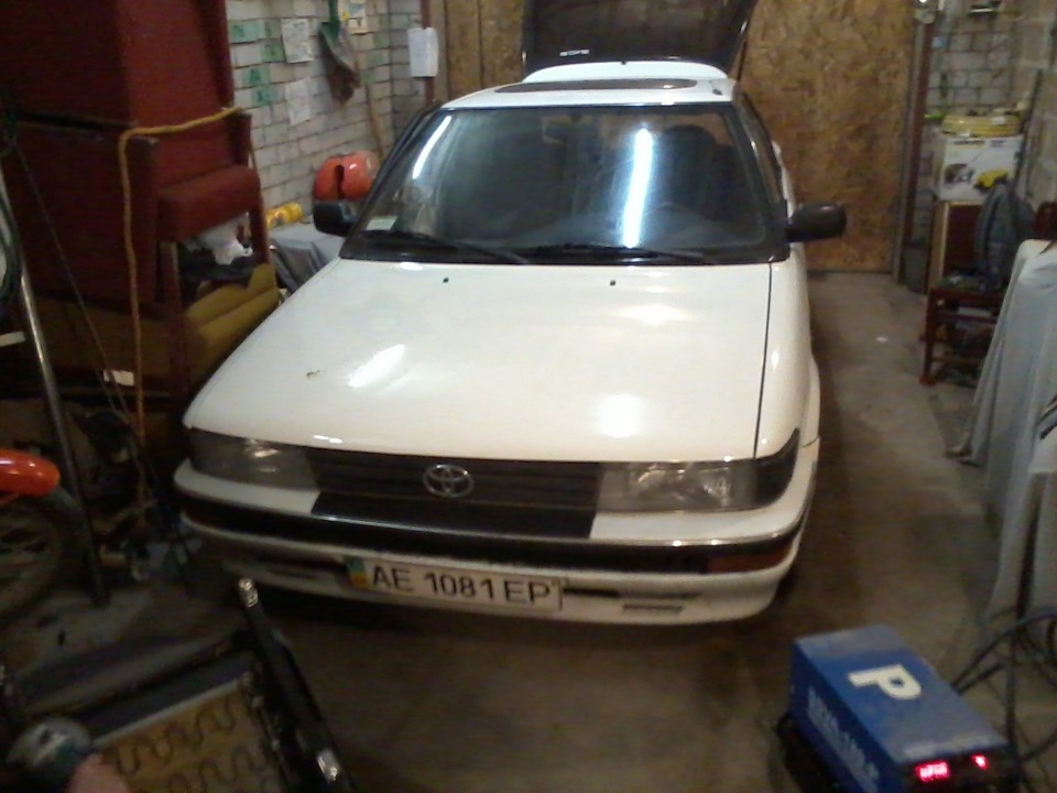 Встановлення сидінь від Toyota Celica 1
