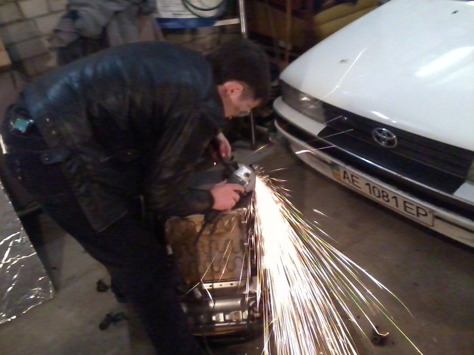 Встановлення сидінь від Toyota Celica 2