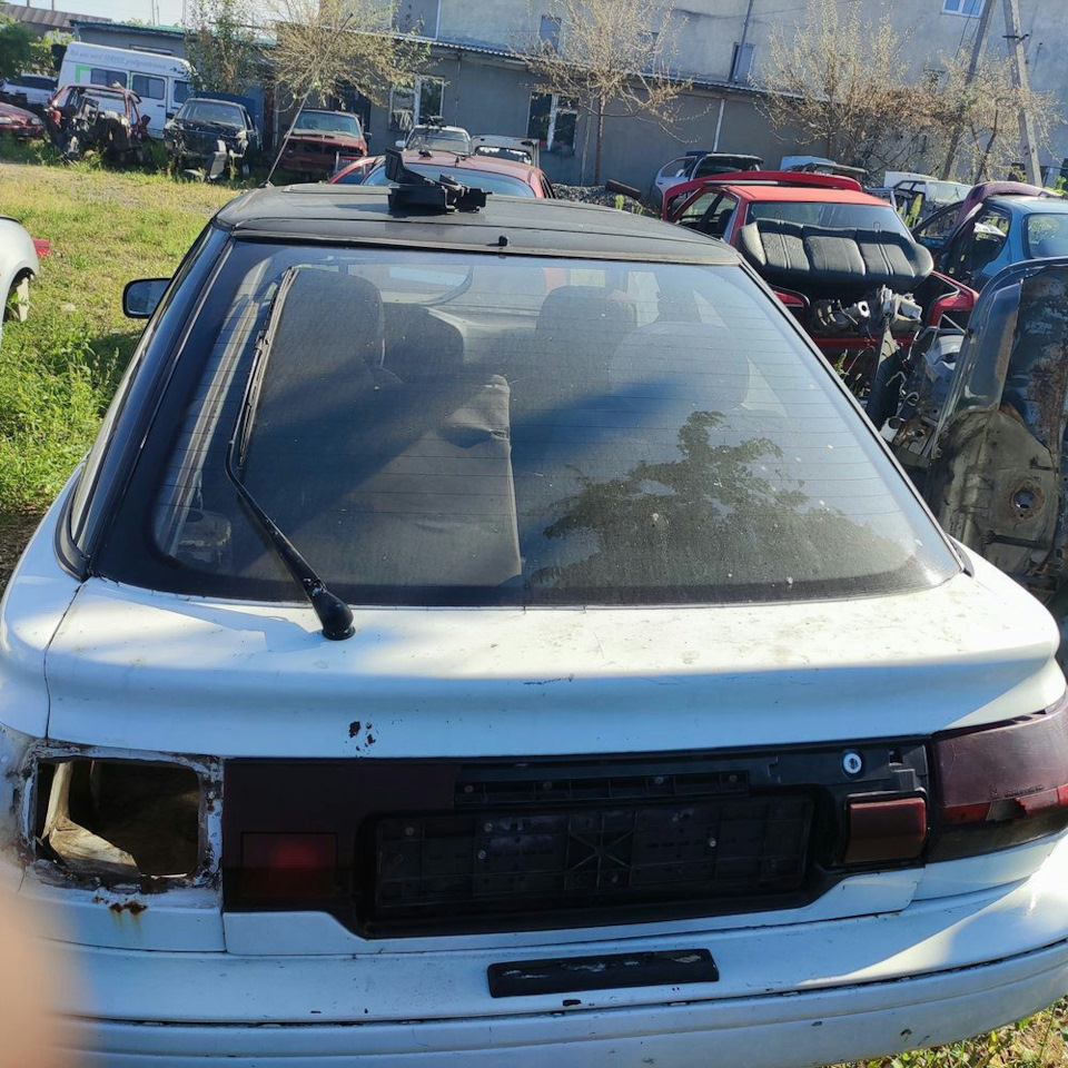 Заміна заднього скла на рибці. 2