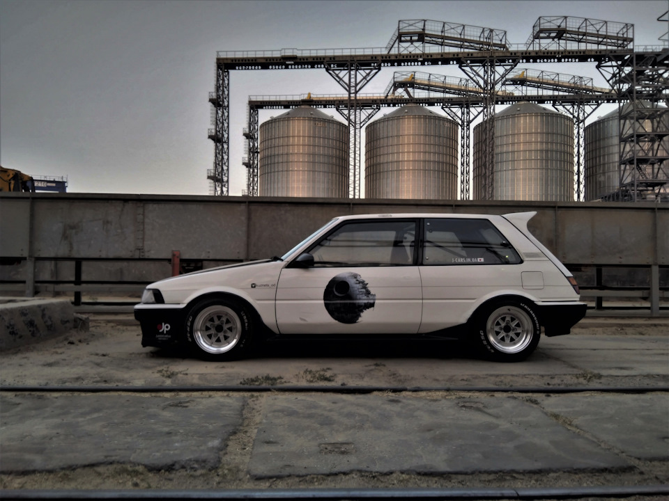 Corolla sadness 4