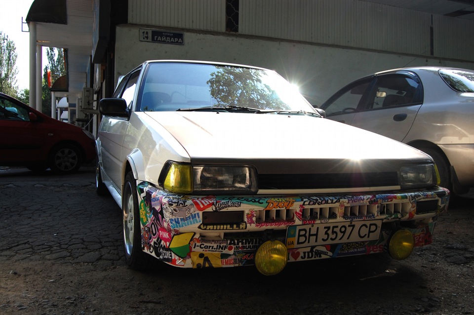 Why so many colors - because race car 3
