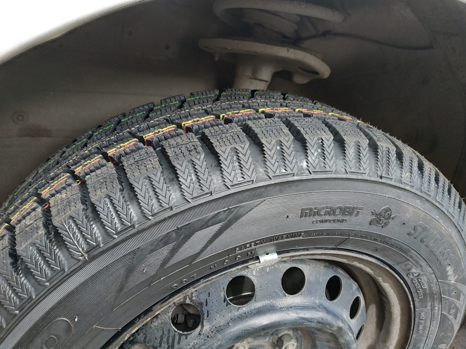 Зимові шини Toyo Observe GSI5 R15 195/65 2