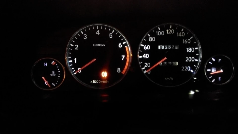 Для тих, кому цікаво як світять готові LED T10