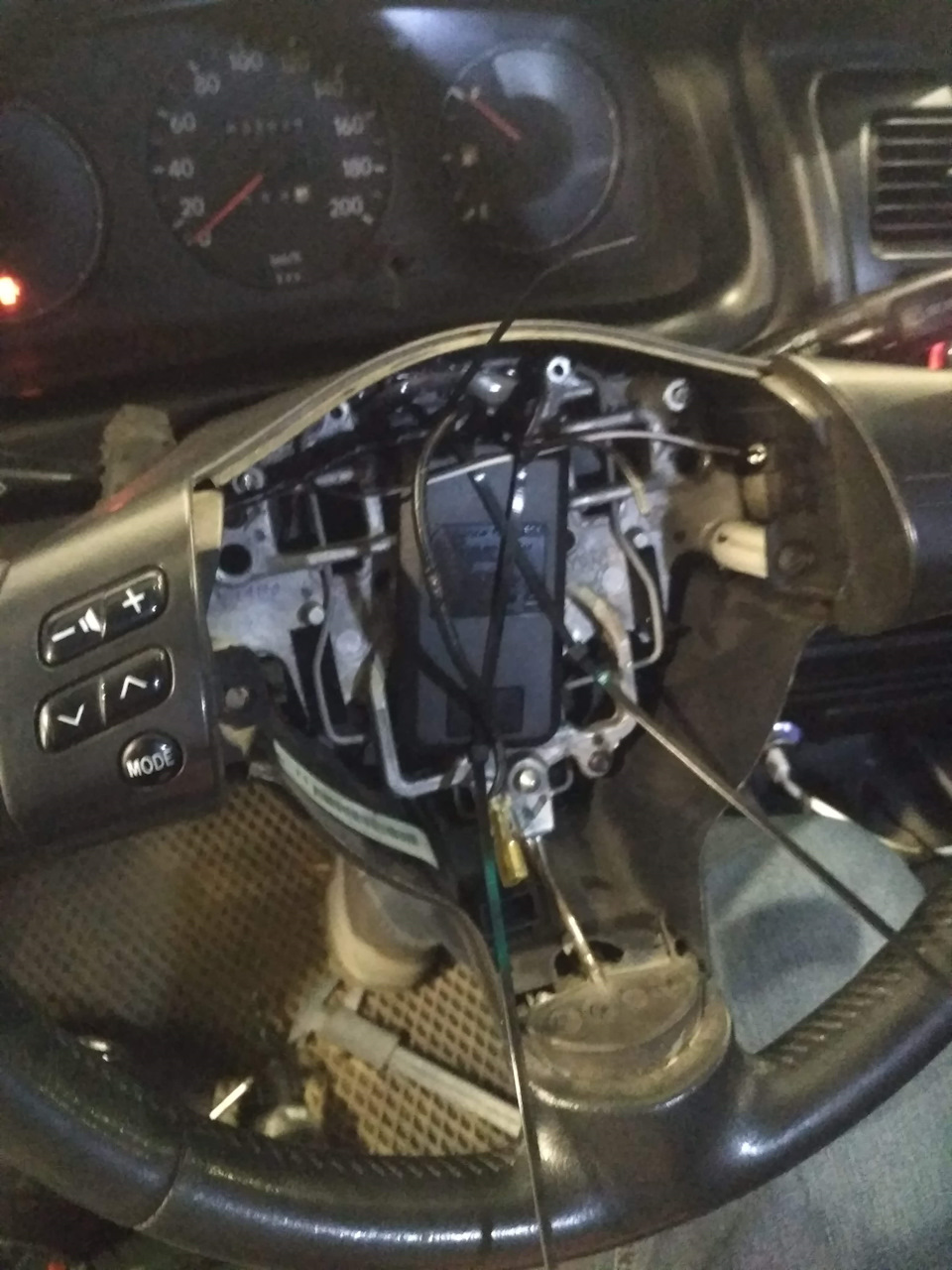 Pioneer і кнопки на кермі 3