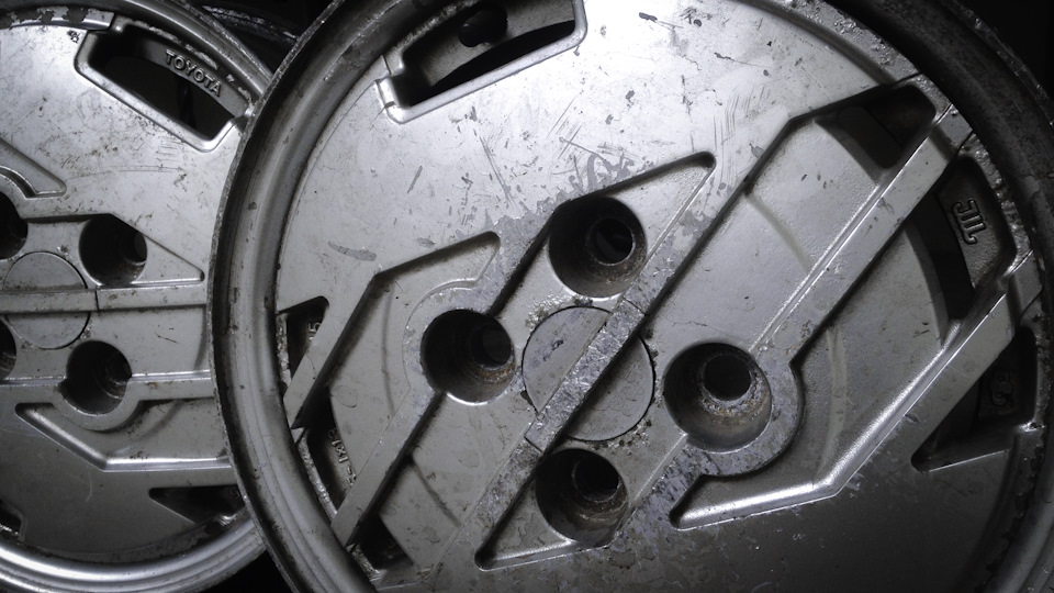 АксесуариAlumi Wheels 5J-13 або радісне продовження колісної теми 1