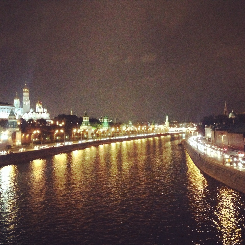 Виручайте, хто в Москві) 1