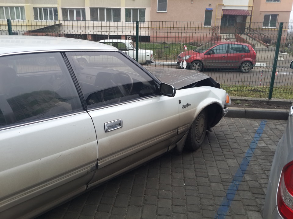 Трохи в'їхав у стовп. 2