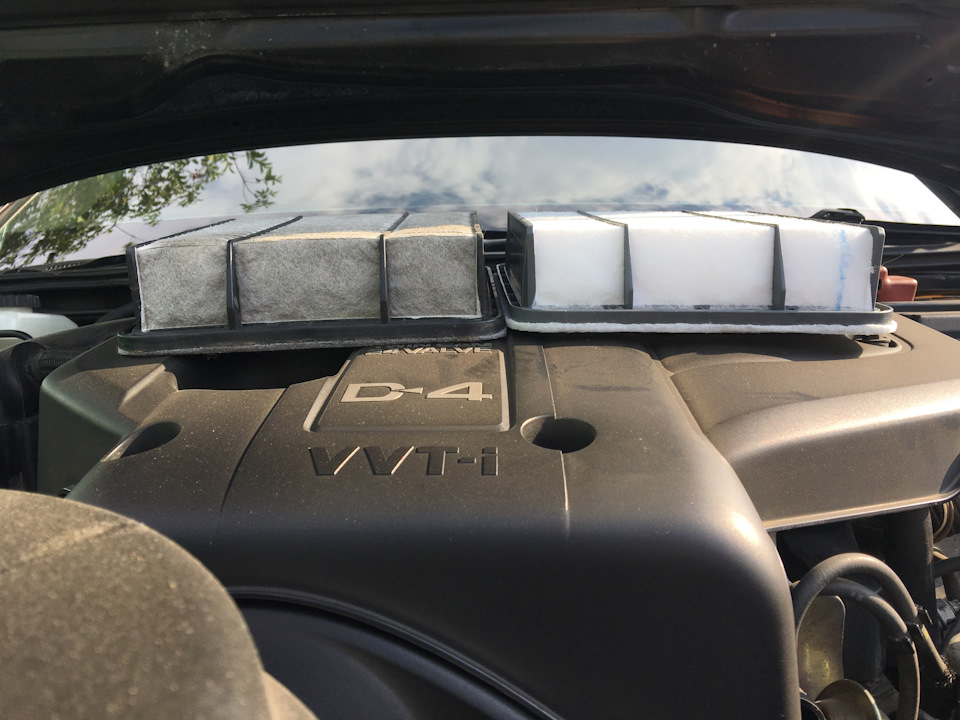 4. Повітряний фільтр TOYOTA 17801-46090 2
