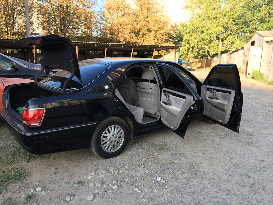 7. Заміна паливного фільтра Toyota Crown JZS171 3