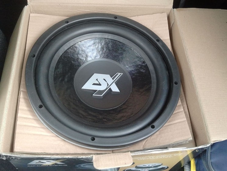Ось зібрав нарешті саб ESX SX1240. 2