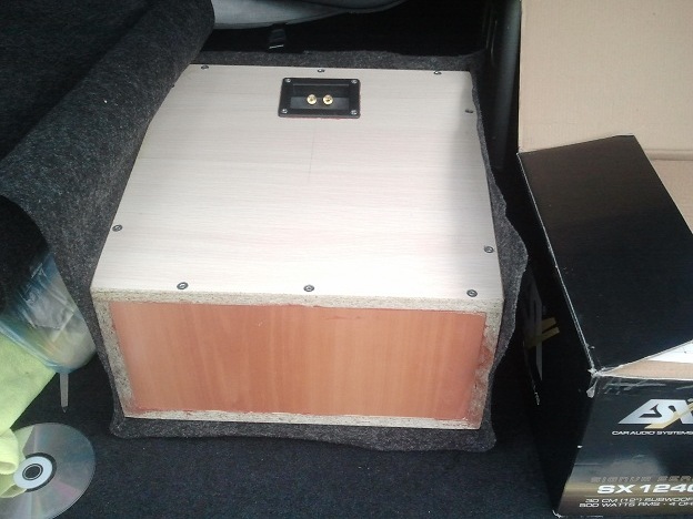 Ось зібрав нарешті саб ESX SX1240. 3