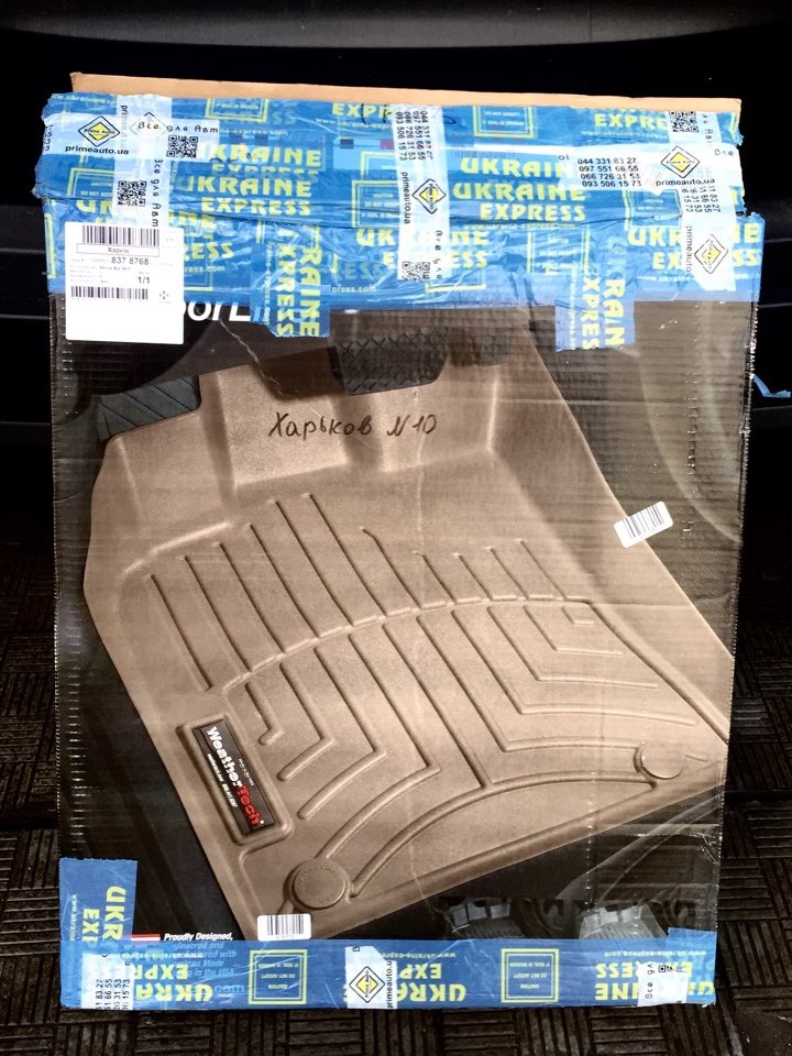 Диво килимки WeatherTech 1