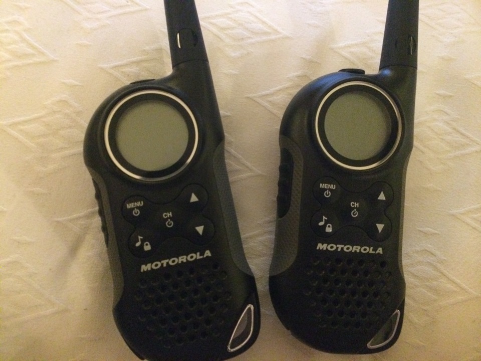 Рації Motorola TLKR T6 в авто 2