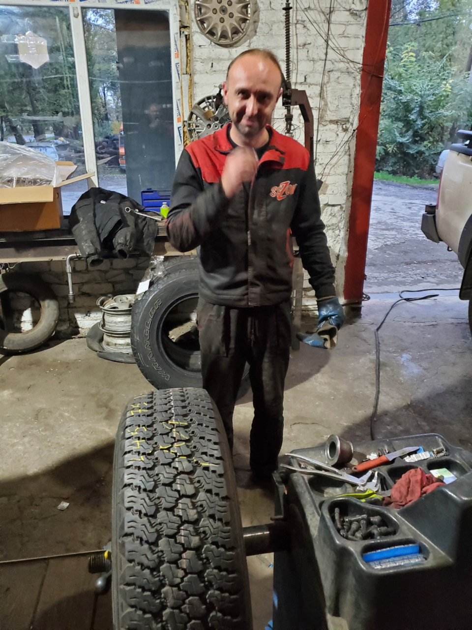 Нові тапки TRD, Toyota R17_R17 245/75 GoodYear WRANGLER 4