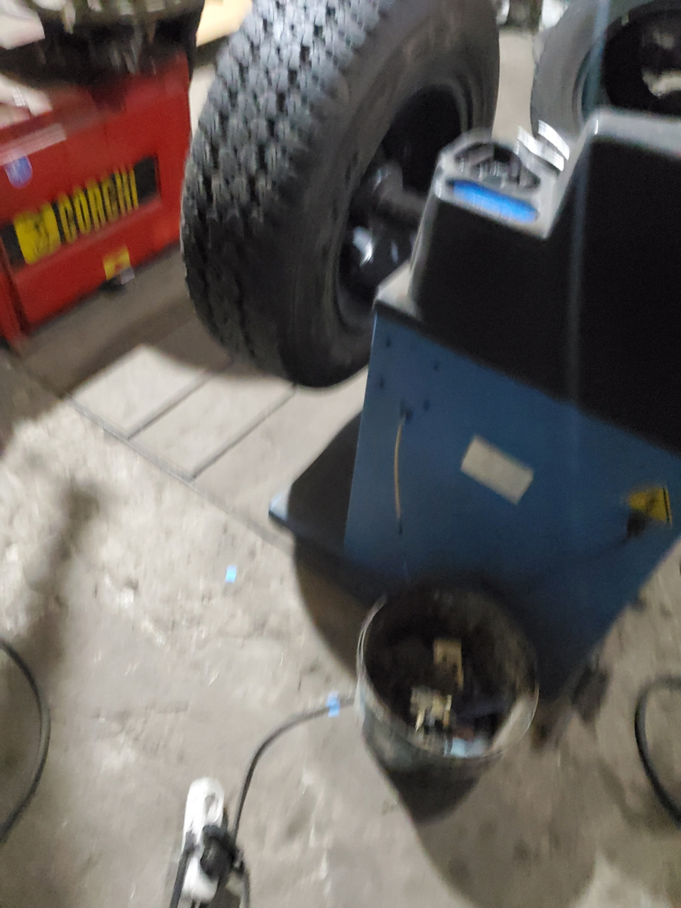 Нові тапки TRD, Toyota R17_R17 245/75 GoodYear WRANGLER 3