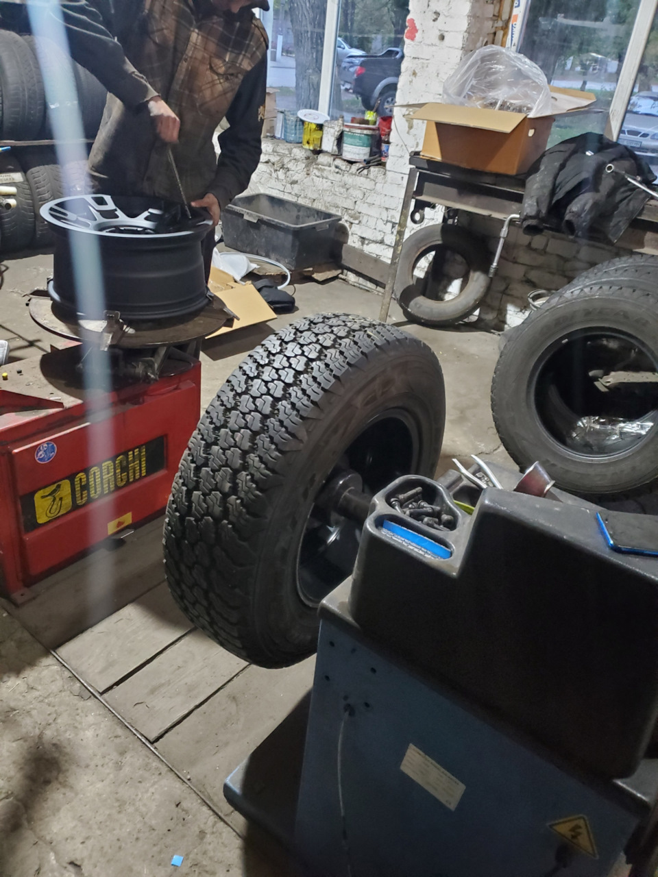 Нові тапки TRD, Toyota R17_R17 245/75 GoodYear WRANGLER 2