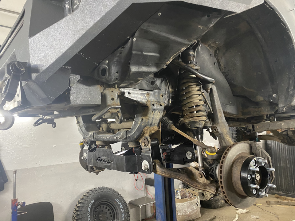 Lift 6' + Pro Comp lift kit 7' експеримент 3