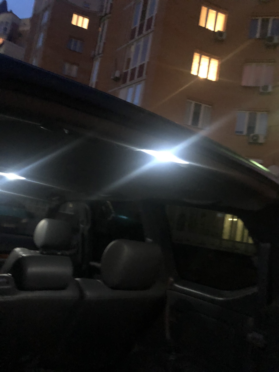 Світло в салоні 2