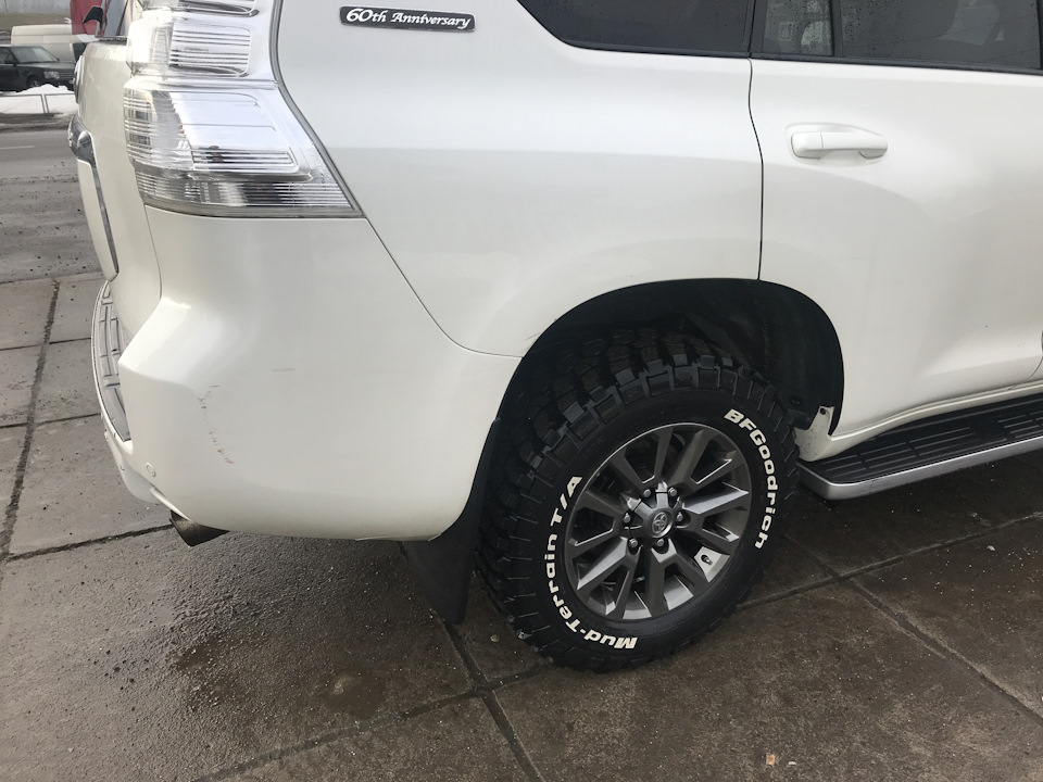 BF Goodrich Mud Terrain T/A KM2 5