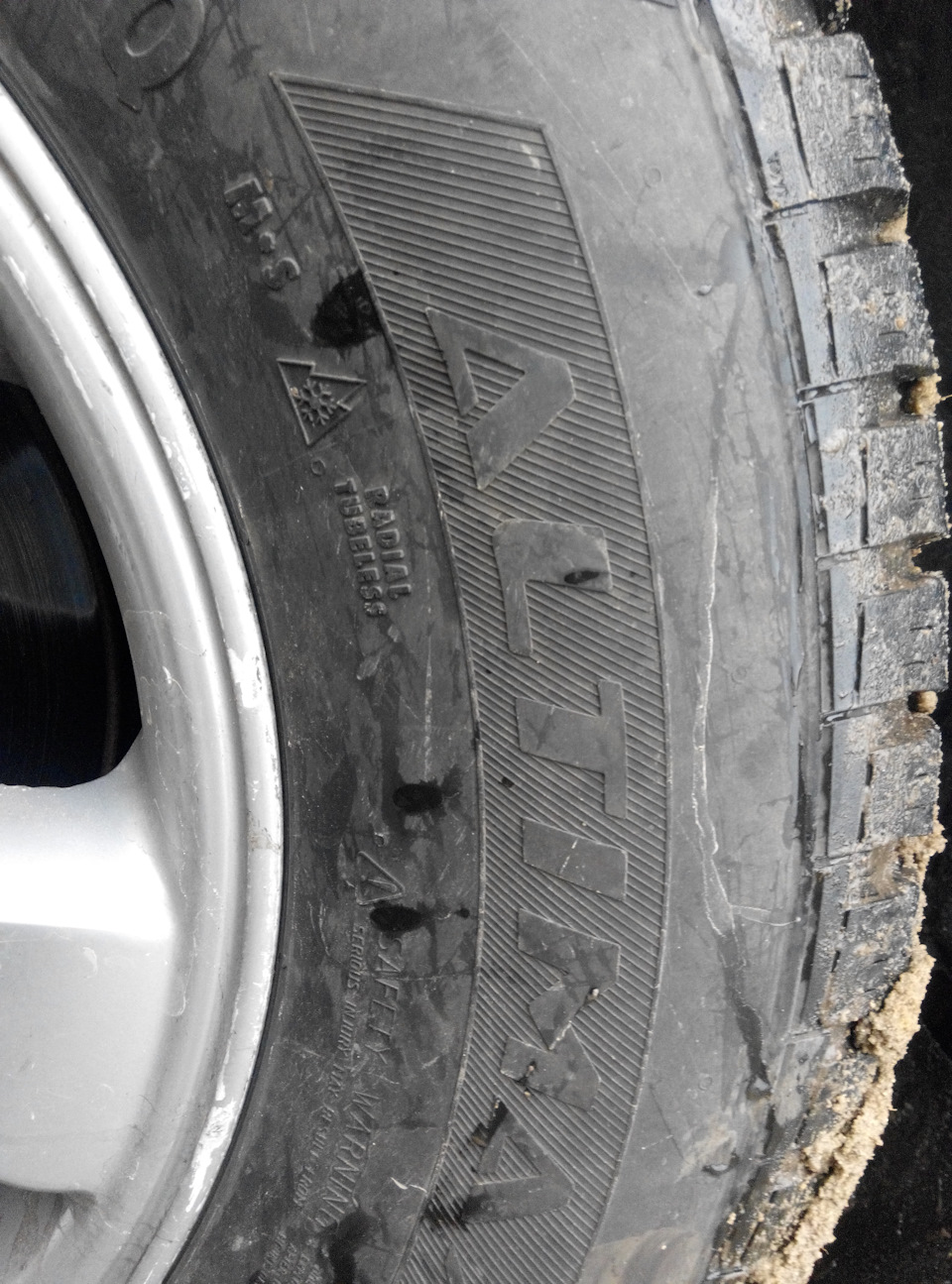 General Altimax Arctic 265/65/R17 2