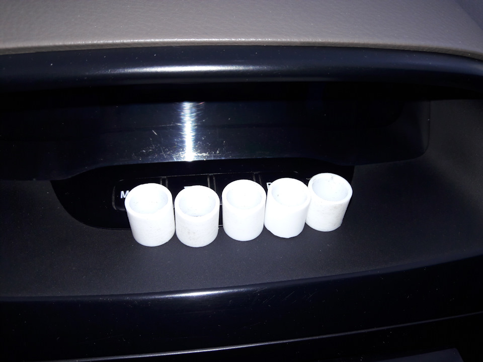 Втулки трапеції двірників 4