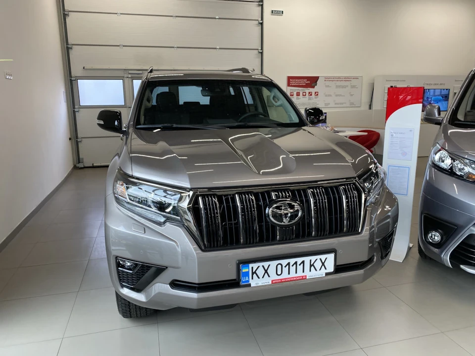 TLC150 Prado, початок історії - зустріч