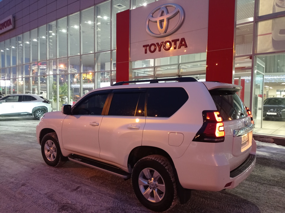 Toyota Land Cruiser 300 нужен ли?ТО 40 000км. 2