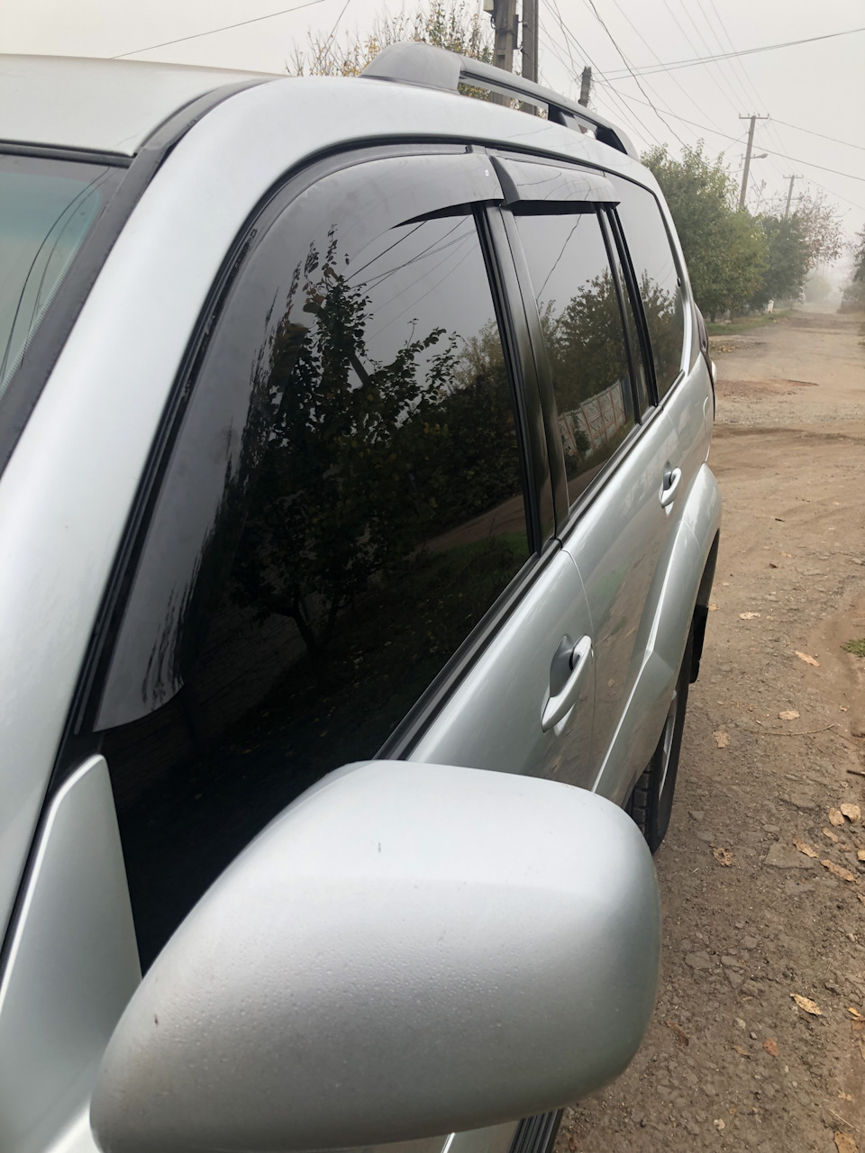Аля «Ніштяки TRD»мухобійка, вітровики, гумові килимки, насадка на вихлопну 2