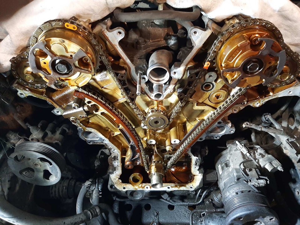 Заміна ланцюга ГРМ та VVT-I 1