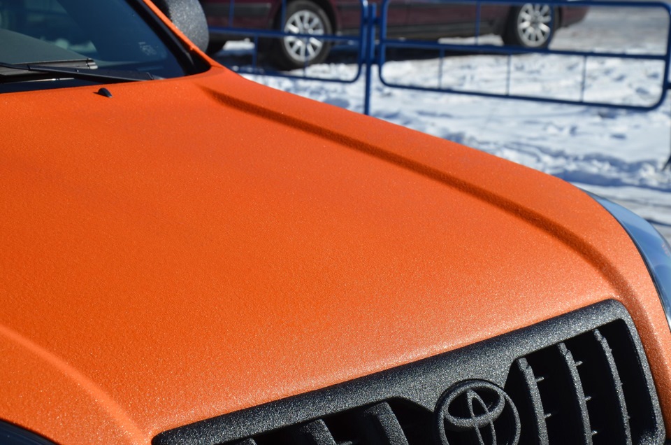 Переодягся в LINE-X 3