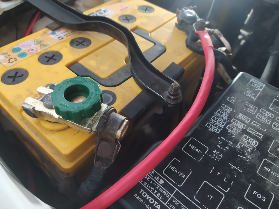 Встановлення вимикача маси 2