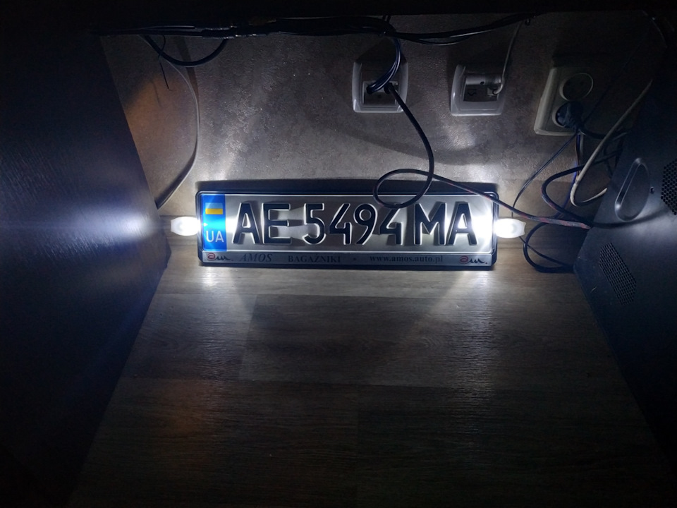 Номер для велобагажника + підсвічування. 5