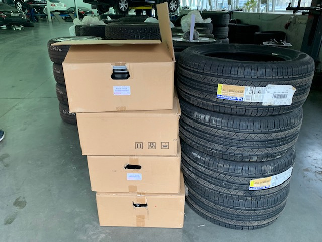 Диски R20 та Michelin latitude tour hp 285/50 r20 3