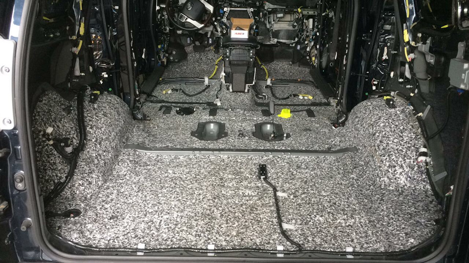 Шумоізоляція Prado 150 (Comfort Mat Dark) (Танк поважшав :) ) 1