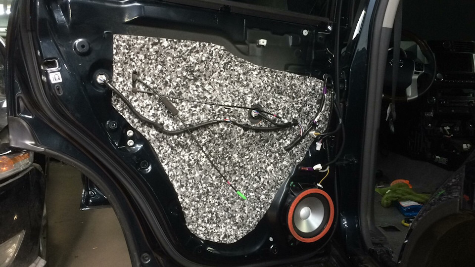 Шумоізоляція Prado 150 (Comfort Mat Dark) (Танк поважшав :) ) 4