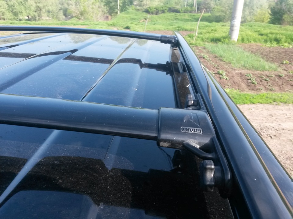 Поперечні рейлінги GX470 на свій Танк ))) 2