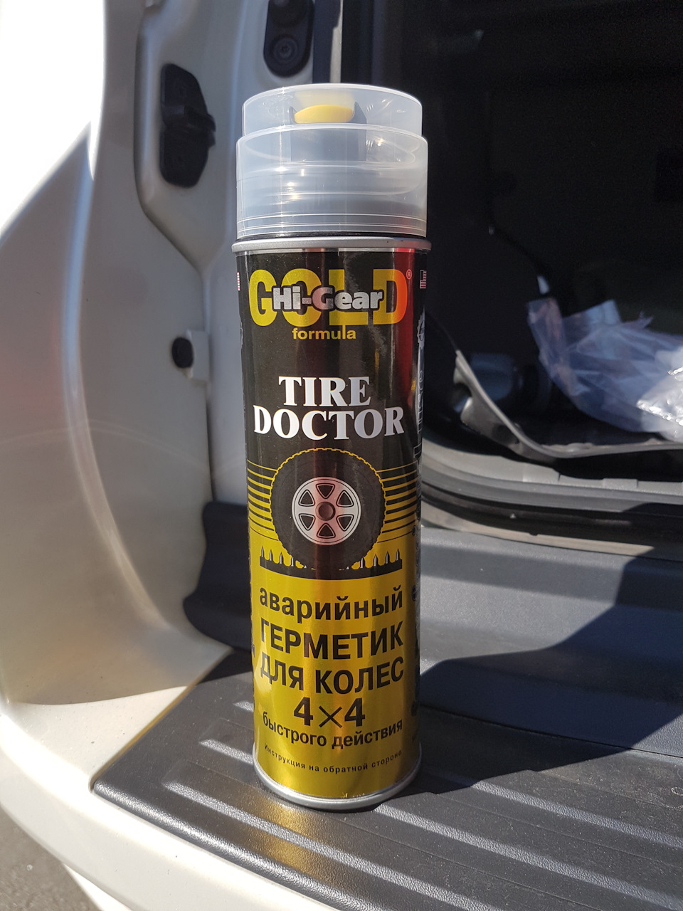 HI-GEAR TIRE DOCTOR - герметик шин 1