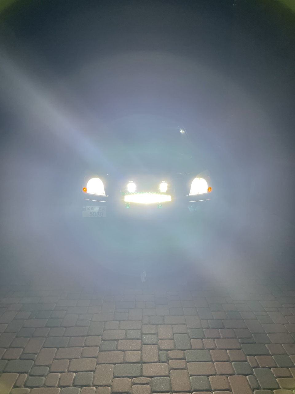 Габарити та дальнє світло LED 4