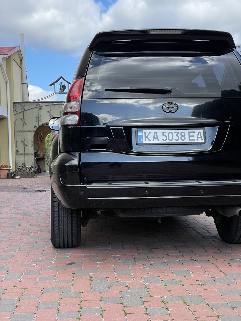 Встановлення задніх ліхтарів GX470 1