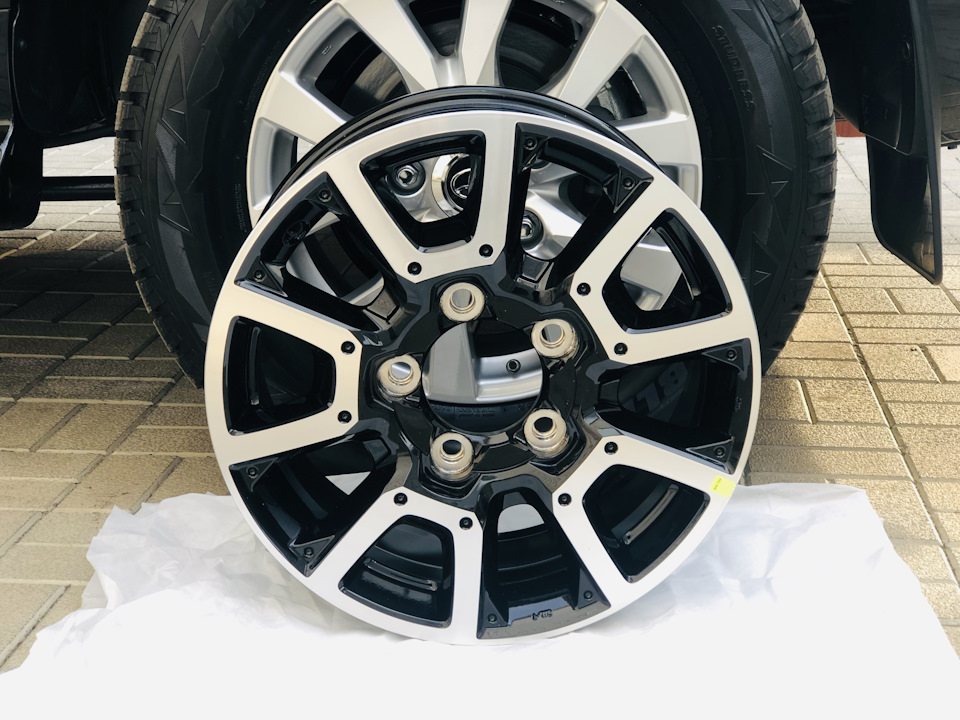 Колеса OEM Toyota TRD 4