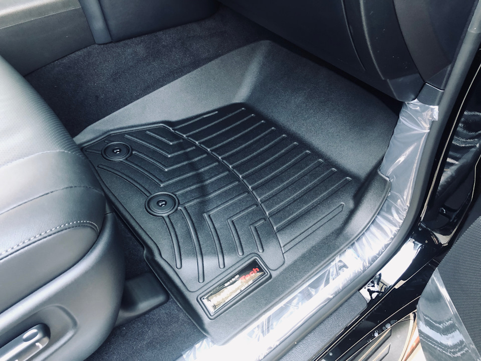 WeatherTech FloorLiner 4