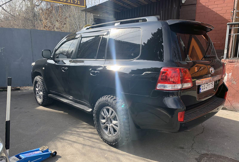 Взув всесезонку R20 Yokohama GEOLANDAR A/T G015 (Йокогама) 4