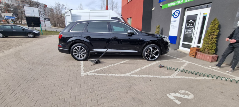 Всім привіт! Ось мої зміни життя TLC 200 на Audi Q7 4M 3.0 diesel, Europe 2