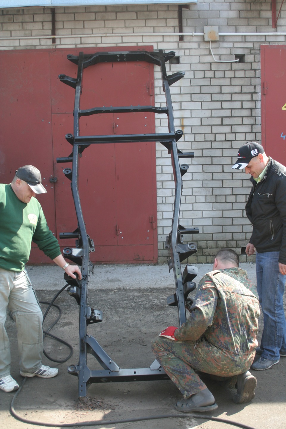 Звіт про другу зустріч команд хлопців гаража та деталей Анаболіка 1