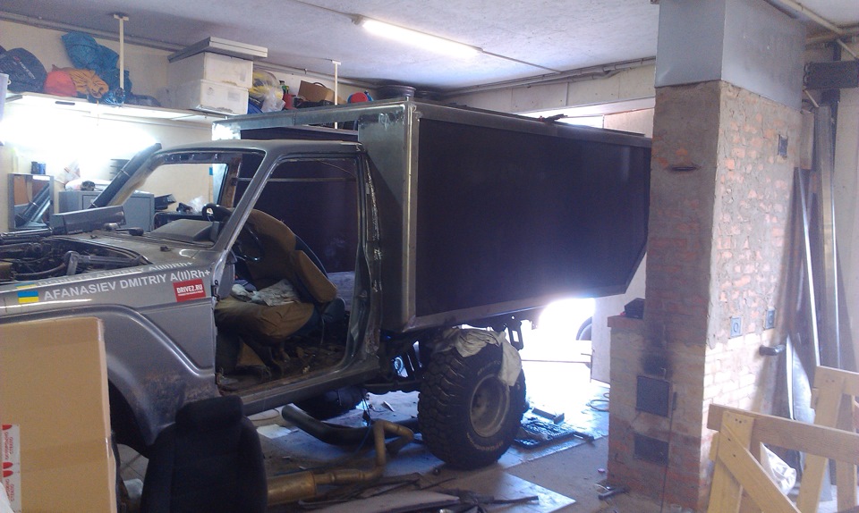 Стіни та підлога кунга. 5