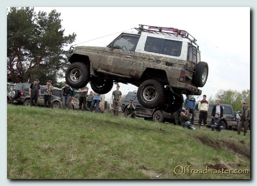 SCHULBUS-2008: OFFROAD FOREVER 1