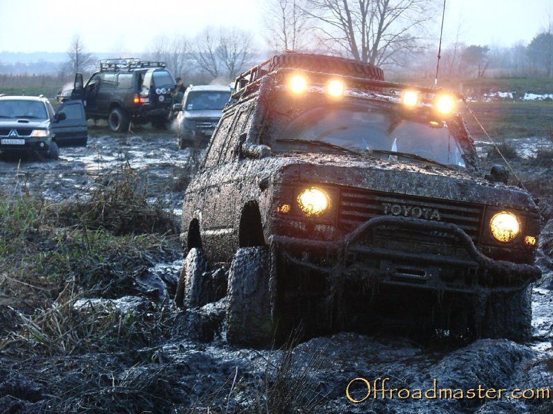 SCHULBUS на 33 гумі GROUND HAWG 1
